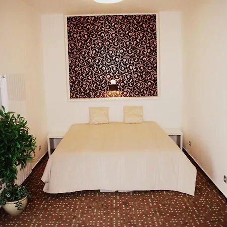 Otel K-triumf Velichovky