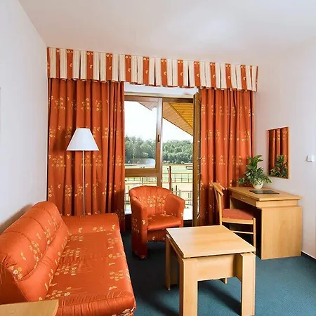 K-Triumf Resort Hotel Velichovky