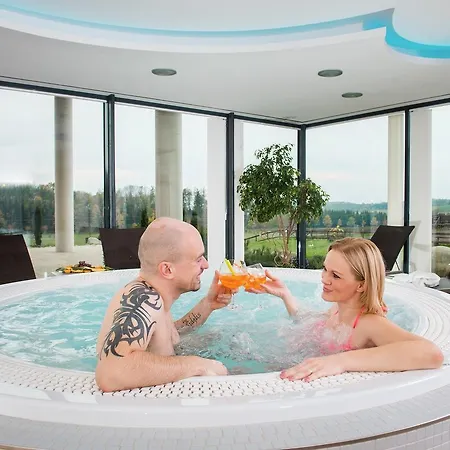 Otel K-triumf Velichovky