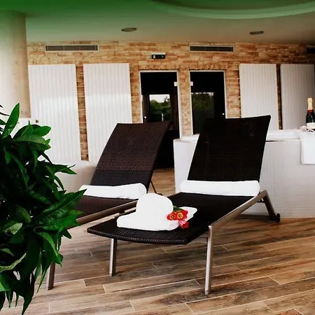 Hotel K-triumf 3*