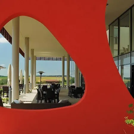 K-triumf Otel 3*