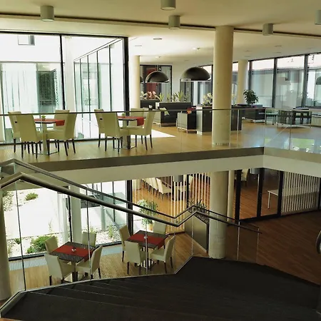 K-triumf Hotel 3*